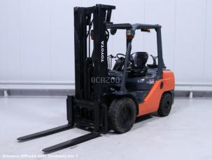 Toyota 02 8 fgjf 35