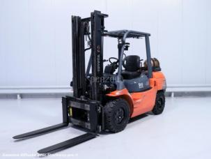 Toyota 02 7 fg 35