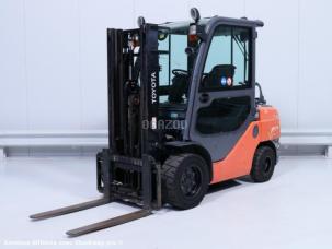 Toyota 02 8 fgjf 35