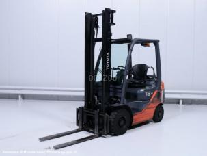 Toyota 02 8 fgf 15