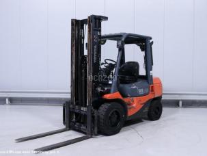 Toyota 62 7 fdf 30