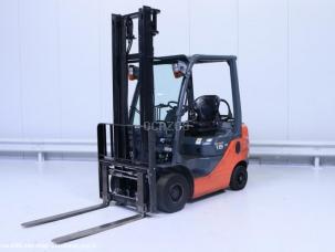 Toyota 02 8 fgf 18