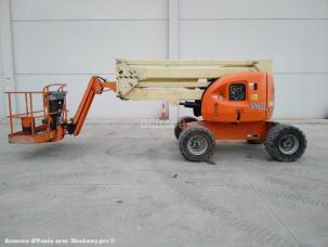 Nacelle automotrice JLG 450AJ