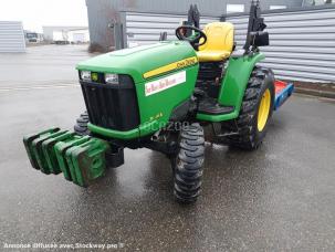 Micro tracteur JOHN DEERE 3036E + HERSE + ROULEAU + ROTADAIRON + GIRO