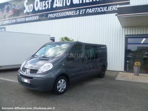 Fourgon avec parois et toit rigide Renault Trafic