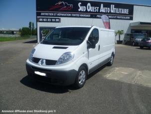 Fourgon avec parois et toit rigide Renault Trafic