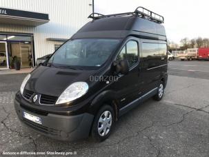 Fourgon avec parois et toit rigide Renault Trafic