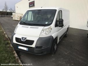 Fourgon avec parois et toit rigide Peugeot Boxer