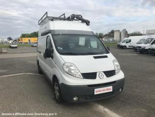 Fourgon avec parois et toit rigide Renault Trafic