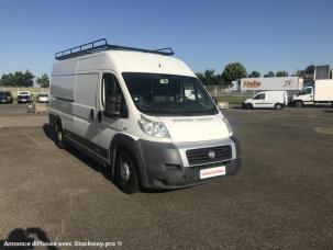 Fourgon avec parois et toit rigide Fiat Ducato