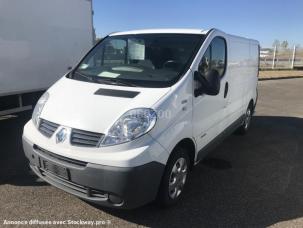 Fourgon avec parois et toit rigide Renault Trafic