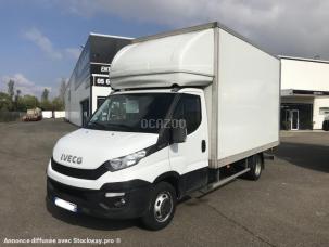 Fourgon avec parois et toit rigide Iveco Daily