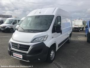 Fourgon avec parois et toit rigide Fiat Ducato