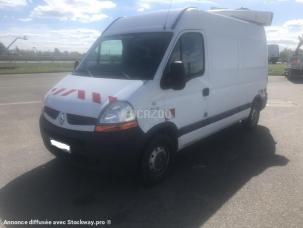 Fourgon avec parois et toit rigide Renault Master