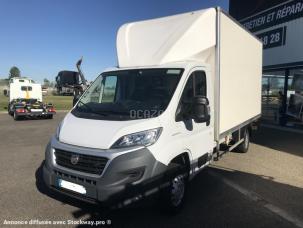 Fourgon avec parois et toit rigide Fiat Ducato