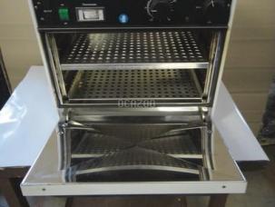 STERILISATEUR TAU STERIL 2000  