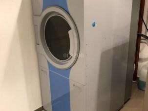 PRESSING COMPLET CLE EN MAIN 