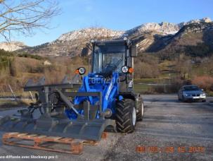 Tracteur agricole nc CLC 2017  T 900 BLEU