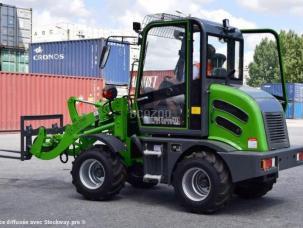 Chargeuse CLC Valet de ferme CLC T 900
