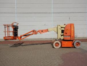 Nacelle articulée JLG E300AJP