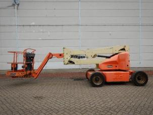 Nacelle articulée JLG E450AJ