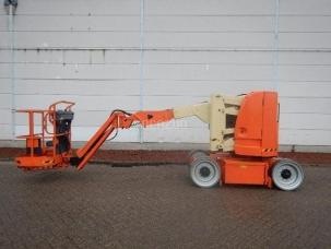 Nacelle articulée JLG E300AJP