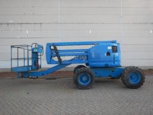Nacelle articulée GENIE Z45-25RT