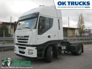 Pour semi-remorque Iveco Stralis