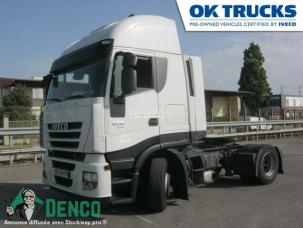 Pour semi-remorque Iveco Stralis