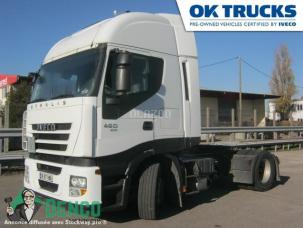 Pour semi-remorque Iveco Stralis