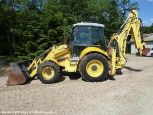 Tractopelle rigide New Holland B 110 B