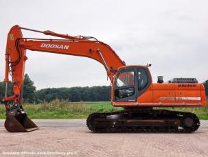 Pelle Doosan DX300LC