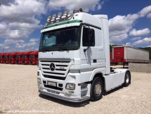 Pour semi-remorque Mercedes-Benz Actros