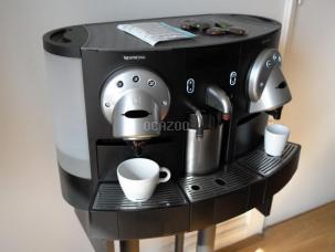 Vend Nespresso gemini 220