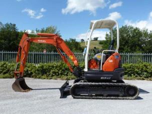 Kubota U25-3