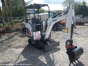 Mini-pelle Bobcat E17