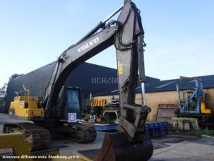 Pelle Volvo EC300DL