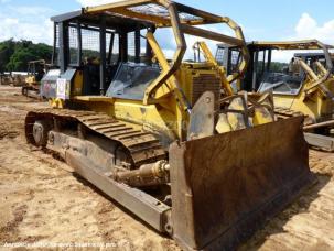 Komatsu D85ESS-2
