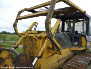 Komatsu D85ESS-2