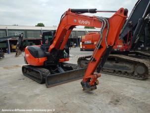 Pelle Kubota KX080-4