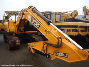 Pelle Jcb JS220NLCT4