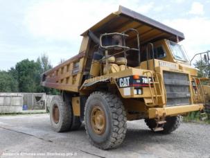 Tombereau rigide Caterpillar 769C