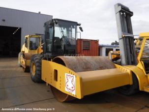 Compacteur monocylindre Caterpillar CS76