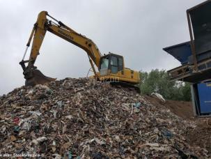 Pelle Komatsu PC210-8