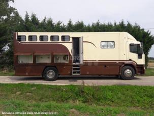 Van à chevaux Iveco