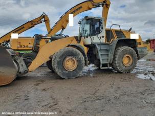Chargeuse Liebherr 586