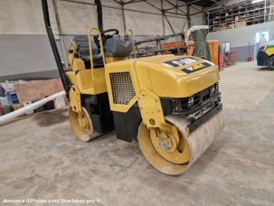 Compacteur tandem Caterpillar