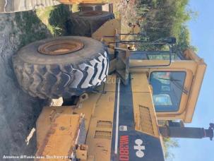 Chargeuse Komatsu WA 380
