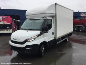 Fourgon avec parois et toit rigide Iveco Daily