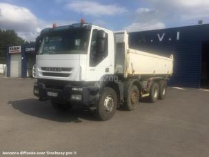 Benne basculante de chantier et de TP Iveco Trakker